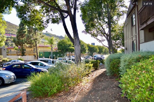 Foto del edificio - 5462 Adobe Falls Rd