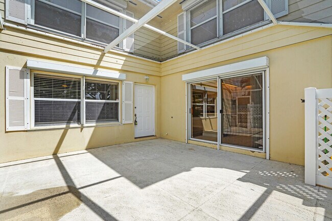 Foto del edificio - 8156 Chelsea 56c Ct