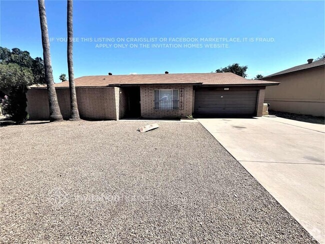 Building Photo - 4607 W Orangewood Ave