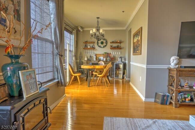 Building Photo - 43 Conover Terrace