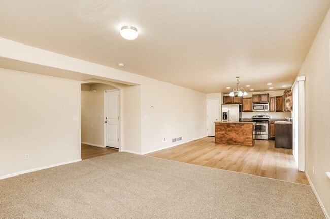 Building Photo - 2480 Sierra Springs Dr