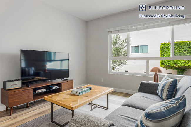 Building Photo - 20927 Amie Ave