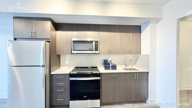 Photo du bâtiment - 2545 Simcoe St N