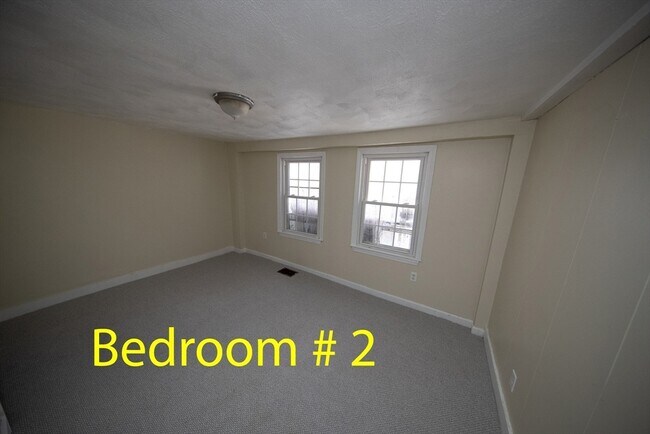 Foto del edificio - 286 Andover Rd