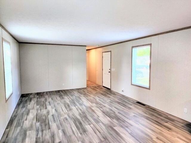 Foto del edificio - 230 Whittlesey Ave