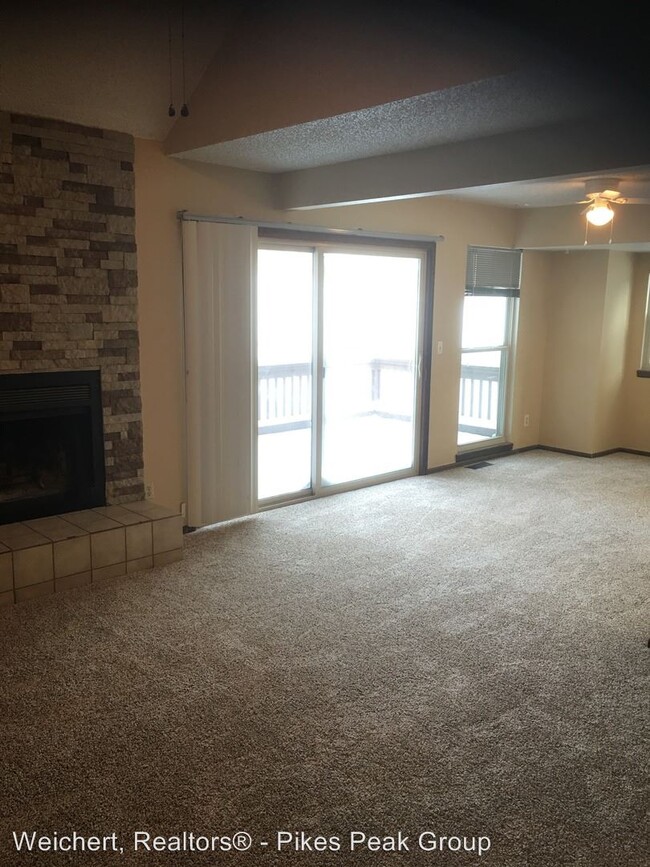 Building Photo - 10645 Green Mountain Falls Rd