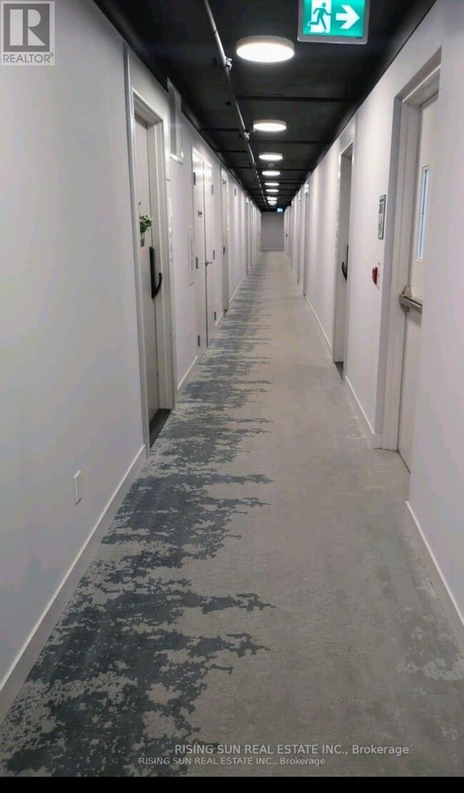 Photo du bâtiment - 3210 Dakota Cmn