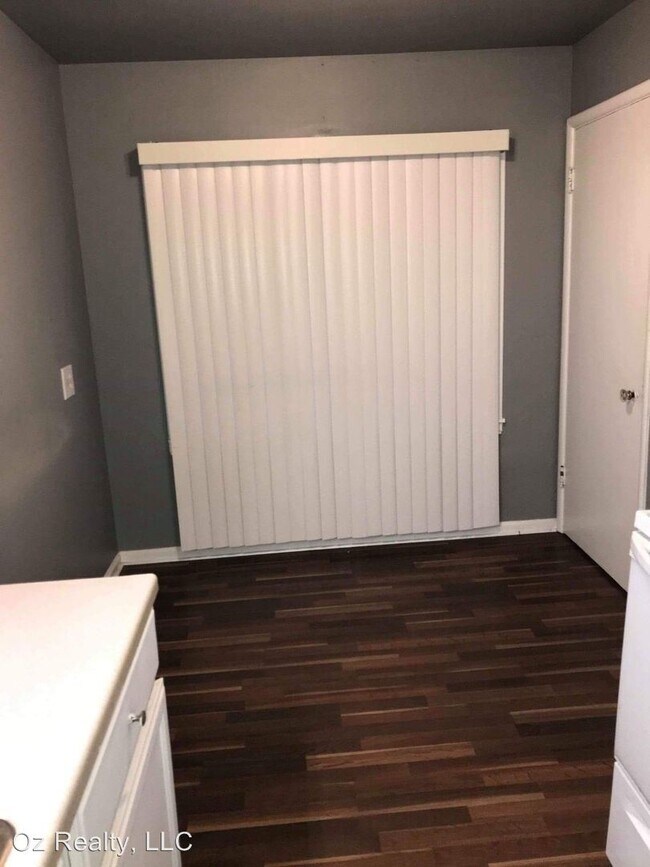 Foto del edificio - 3 br, 1 bath House - 1126 Slater St