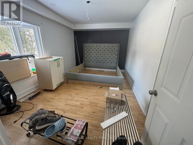 Building Photo - 433 Guildwood Pkwy