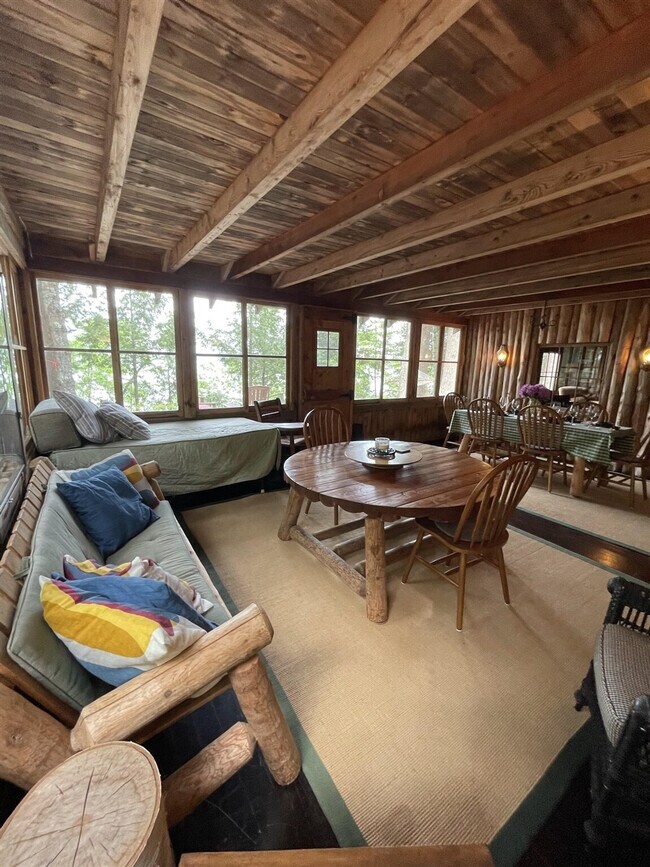 Building Photo - 9 Long Point Rd