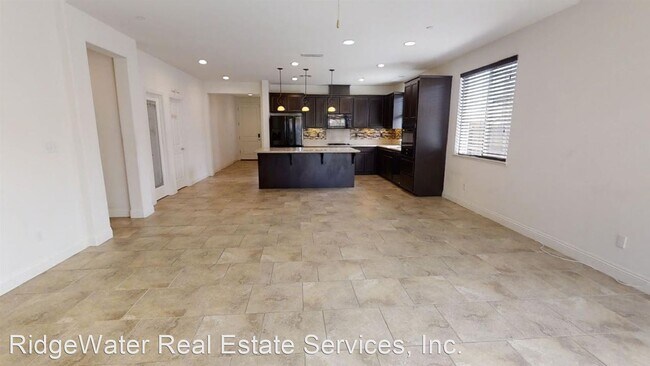 Building Photo - 4 br, 3 bath House - 852 Pohono Ct.