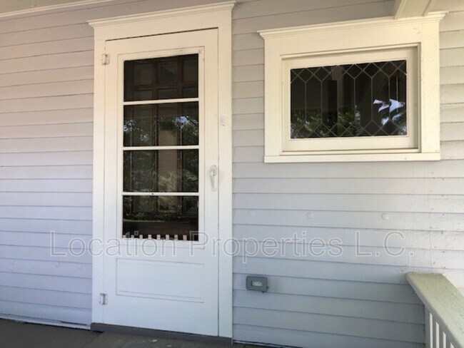 Foto del edificio - 1121 Vermont St