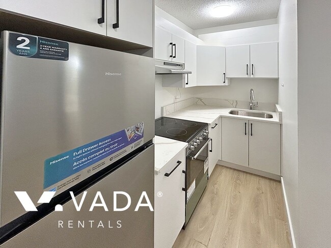 Building Photo - Hastings 1 Bedroom Apartment Rental 4-2026 Franklin St Vancouver: VADAPM.com