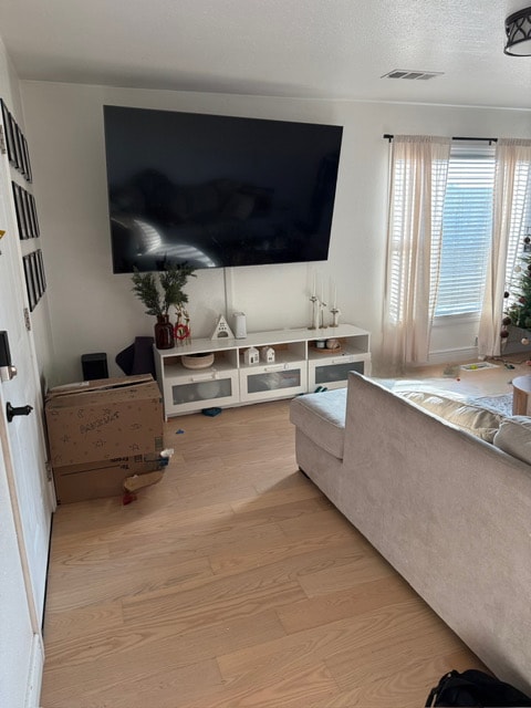 Foto del edificio - 15049 Beatty St