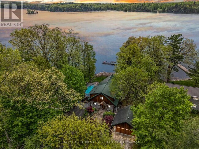 Photo du bâtiment - 106 Black Snake Ln