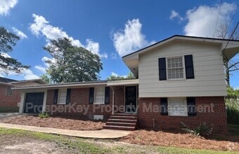 Building Photo - 3465 Melrose Dr