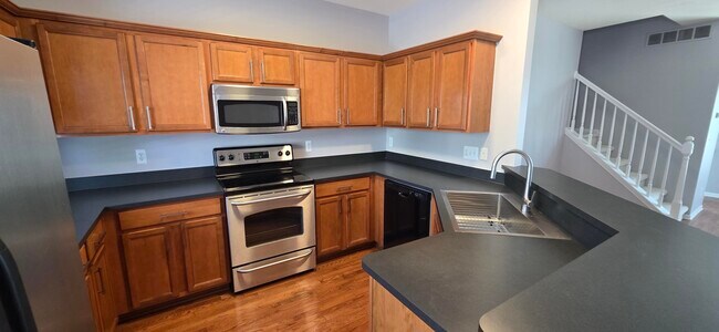 Foto del edificio - 1547 Cass Lake Rd