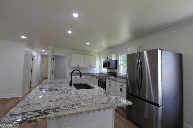 Foto del edificio - 8142 Alabama Hwy