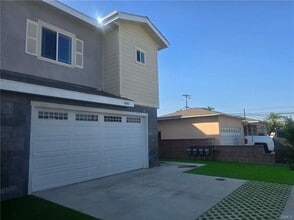 Building Photo - 11611 Adenmoor Ave