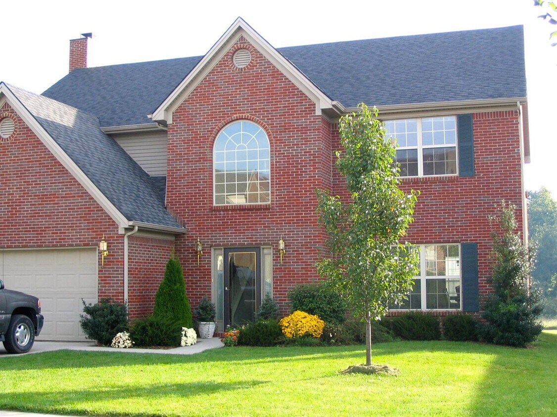 Primary Photo - 2353 Dogwood Trace Blvd