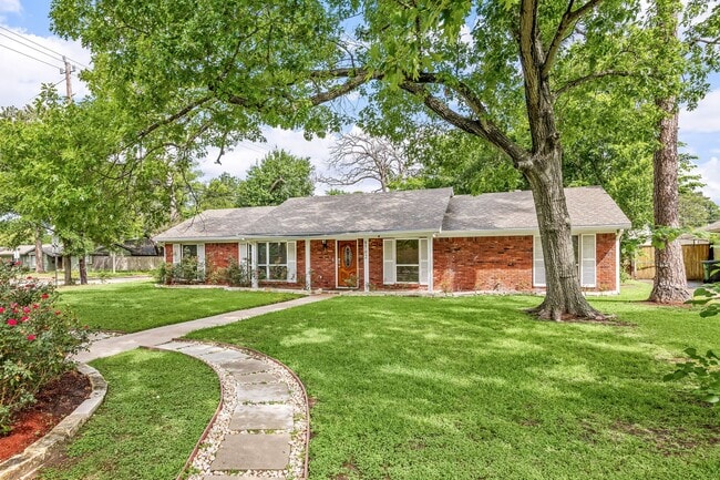 Building Photo - 9762 Tappenbeck Dr