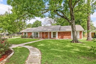 Building Photo - 9762 Tappenbeck Dr