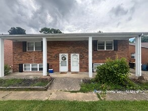 Building Photo - 3697 Crosby Dr