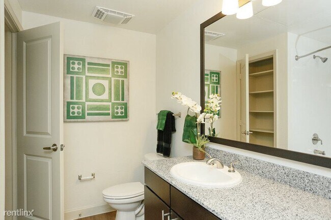 Building Photo - 2 br, 2 bath Condo - 1220 W Trinity Mills Rd