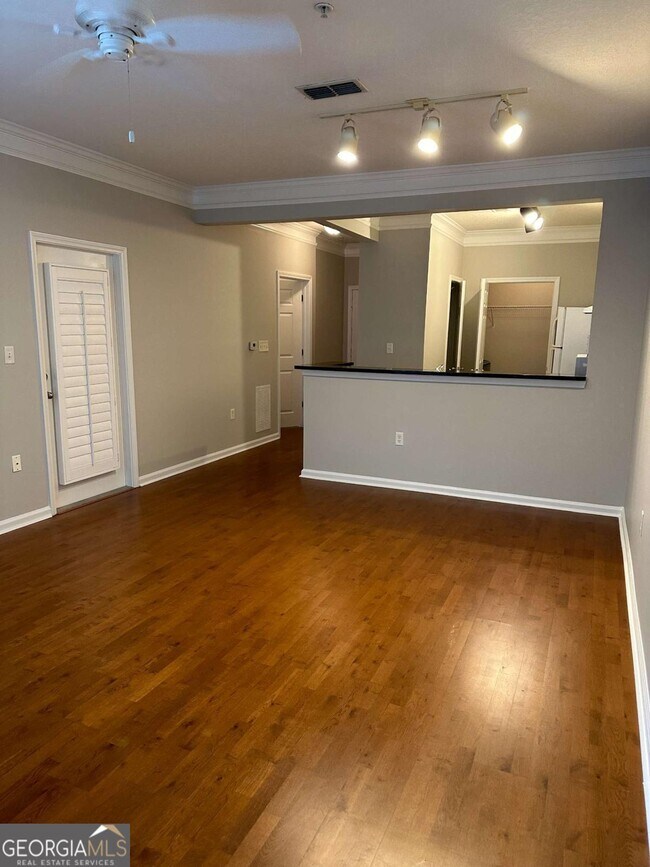 Foto del edificio - 5208 Westchester Ridge NE
