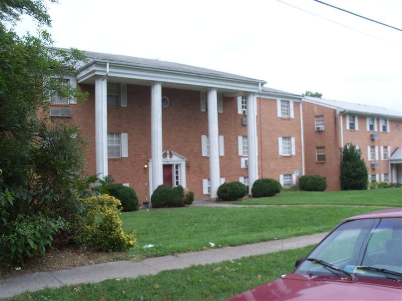 1701 Westover Ave SW, Roanoke, VA 24015 Condo for Rent in Roanoke, VA