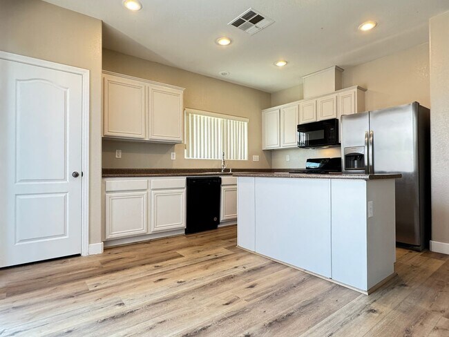 Building Photo - 6264 Canebrake Ct