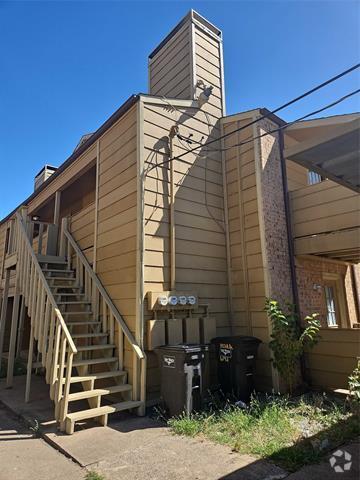Building Photo - 6188 Vega Dr
