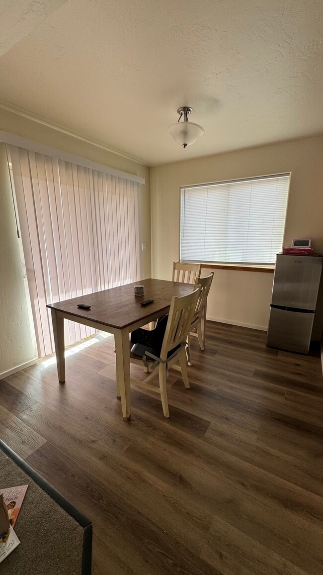 Foto del edificio - 1288 Rimrock Dr