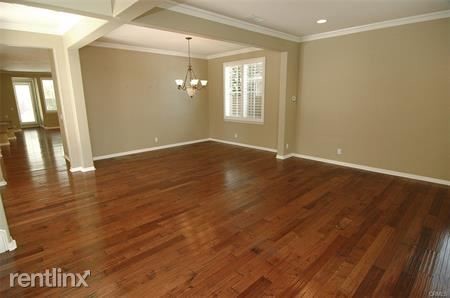 Building Photo - 5 br, 4 bath House - 16 Modesto