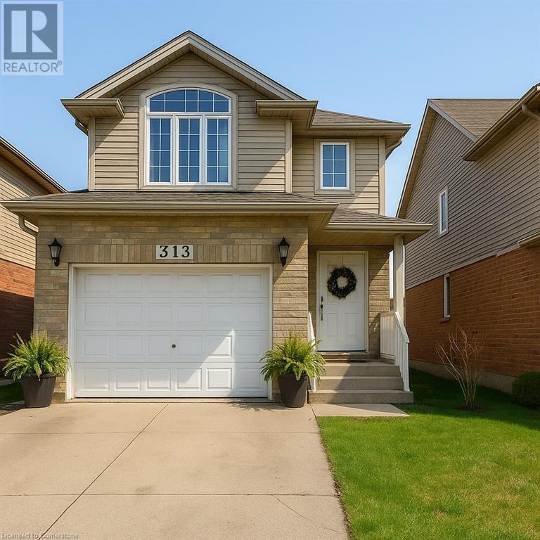 Primary Photo - 313 Featherstone Crescent