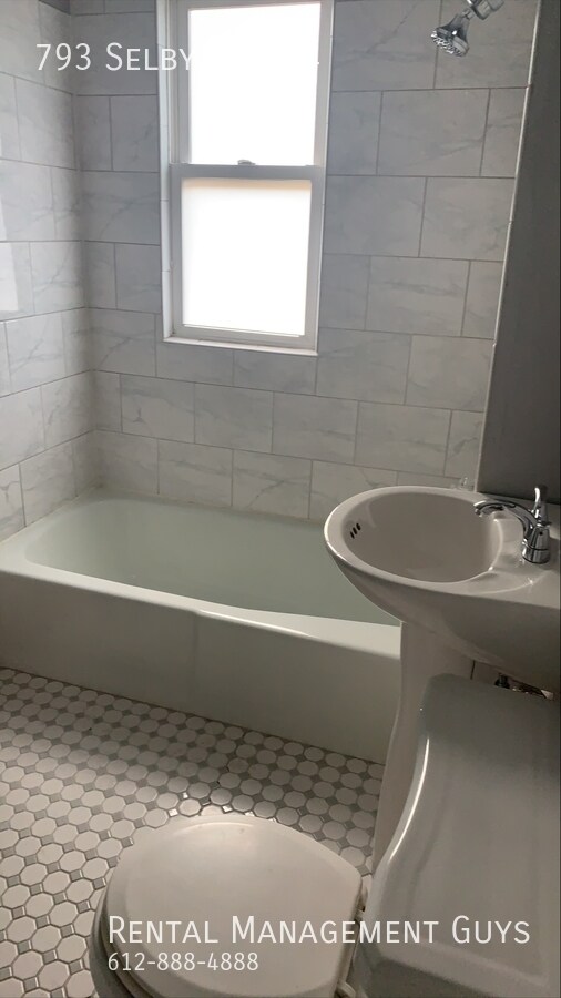 Building Photo - Very Nice 1 Bedroom in Saint Paul!