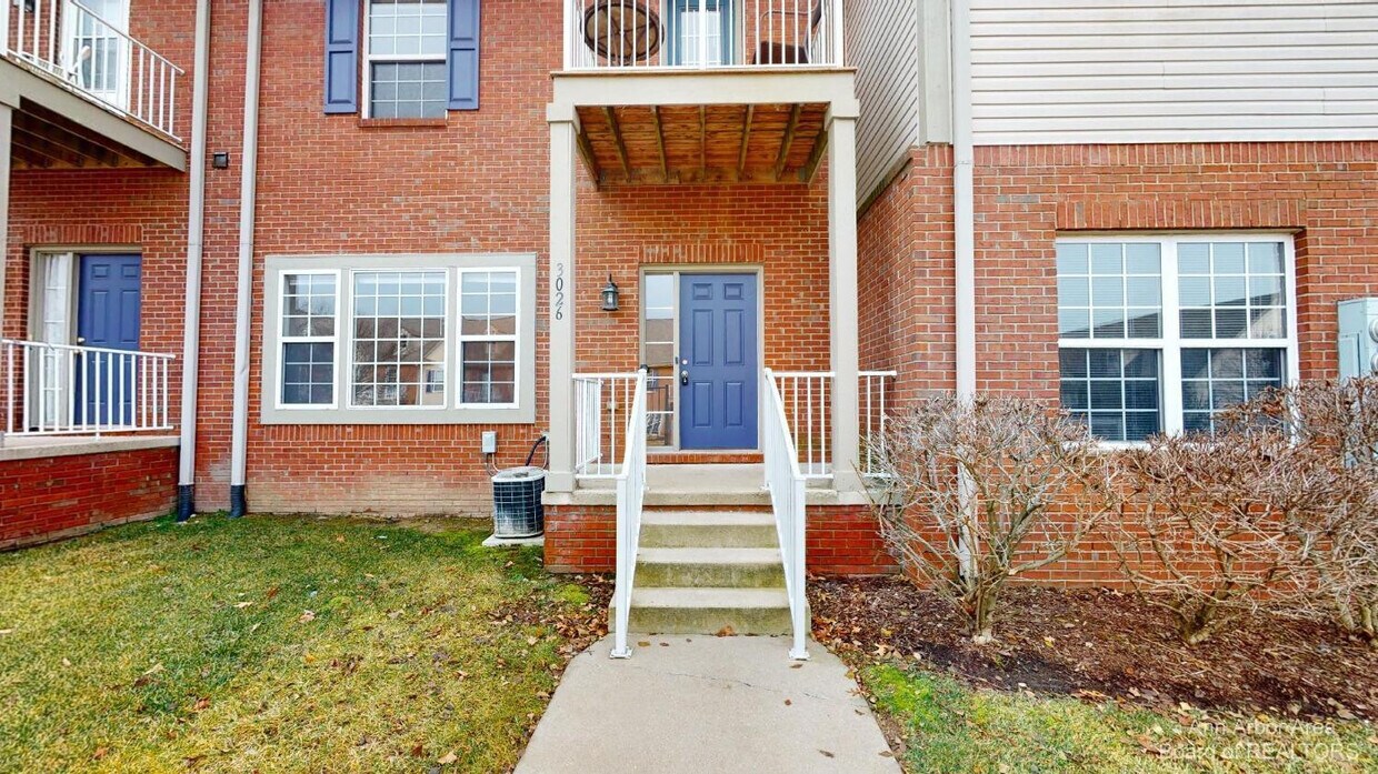 Primary Photo - 3026 Cloverly Ln