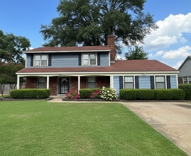 Building Photo - 3560 Hazelhedge Dr