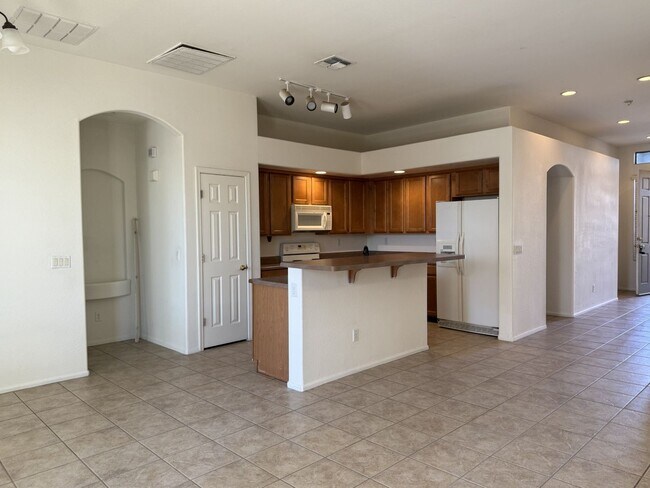 Foto del edificio - 4 Bedroom, 2Bath single level home in the ...