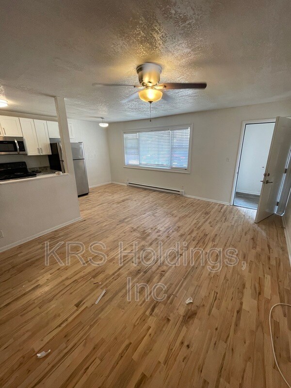 Foto del edificio - 946 W Ocean View Ave