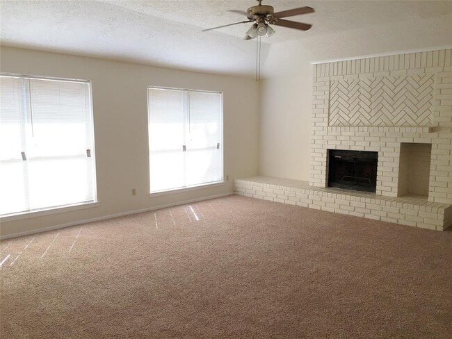 Building Photo - 13222 Boyer Ln