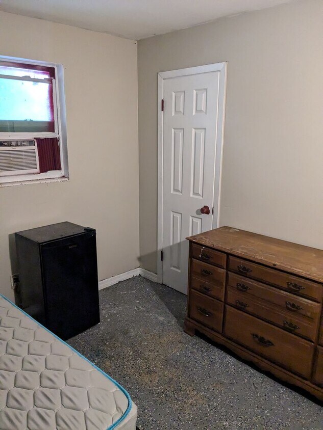 Foto del edificio - 716 Orange Ave