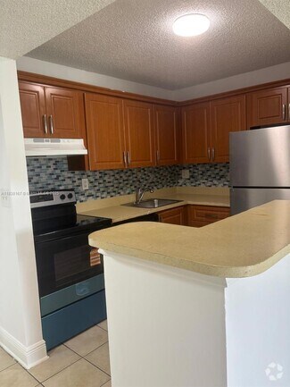 Building Photo - 7110 NW 179th St