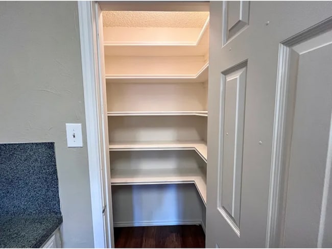 Foto del edificio - 5718 88th St