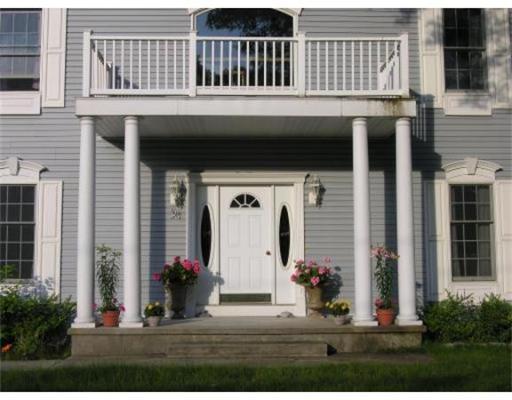 Primary Photo - 94 Parish Rd