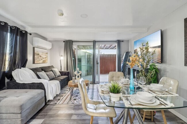 Foto del edificio - 609 Carlsbad St