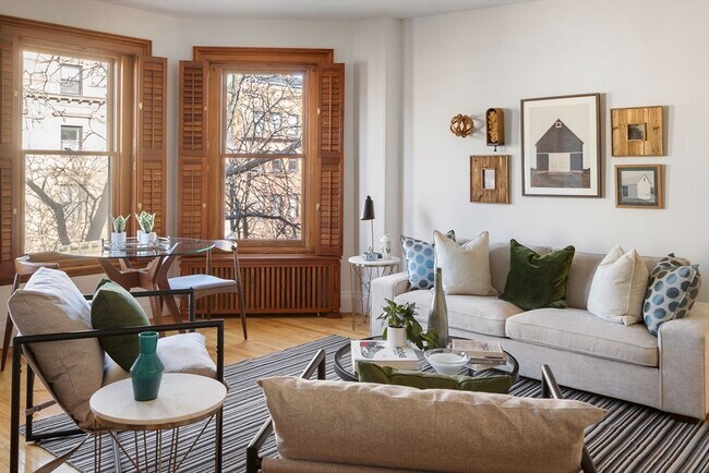 Foto del edificio - 413 Beacon St