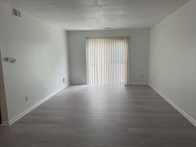 Foto del edificio - 1033 5th St