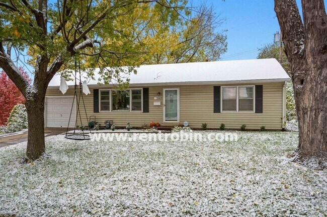 Building Photo - 3118 W 46th Ave