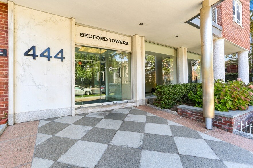 Foto principal - 444 Bedford St